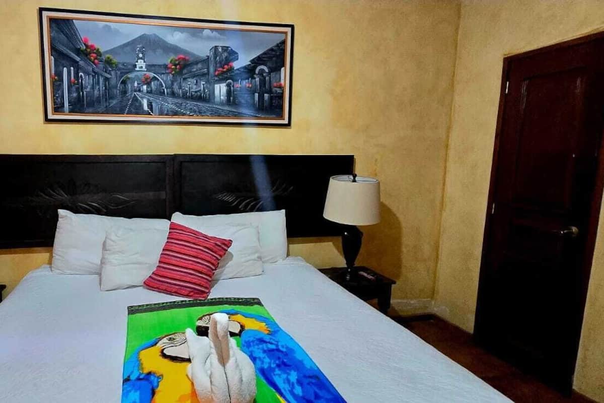 Room | Free WiFi