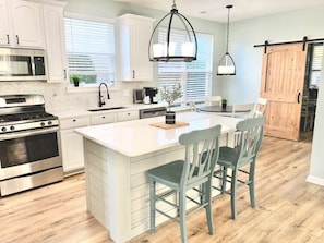 House, Multiple Beds, Patio, Garden View (Saltee Cove) | Private kitchen | Fridge, microwave, oven, stovetop - Saltee Cove Coastal Getaway - Charming 3 Bedroom/2.5 Bath Lowcountry Cottage (Bluffton)