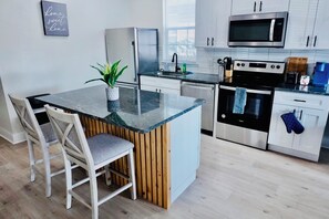 Private kitchen - Cozy 1 bed 1 bath duplex- Downtown Chattanooga (Chattanooga)