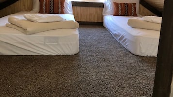 1 bedroom, WiFi, bed sheets