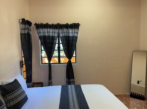 Family Suite | In-room safe, iron/ironing board, free WiFi