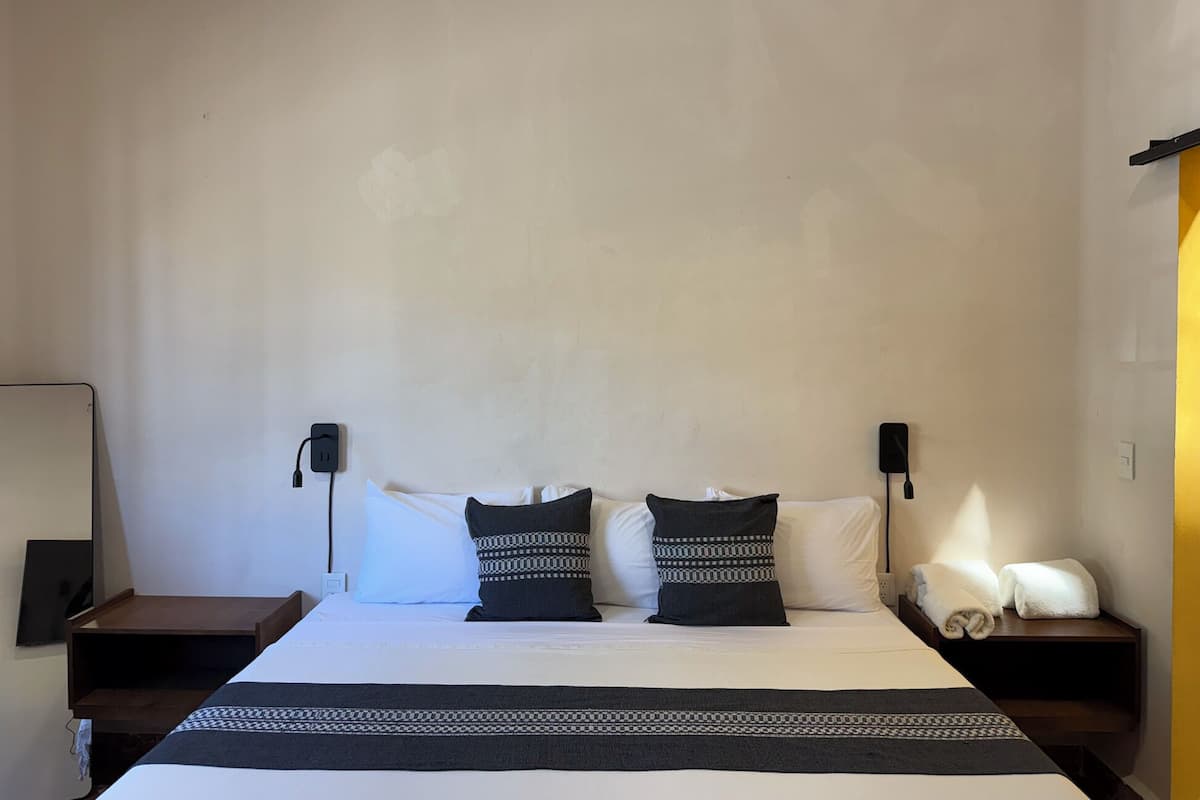 Family Suite | In-room safe, iron/ironing board, free WiFi