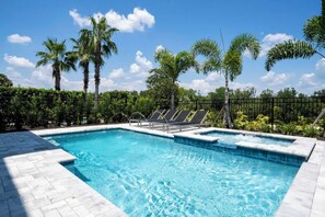 Pool - Luxury 6BR/5.5BA Villa Near Disney - Private Pool, Game Room and Family Retreat (Kissimmee)