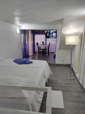 1 bedroom, WiFi, bed sheets