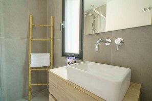 Hair dryer, towels