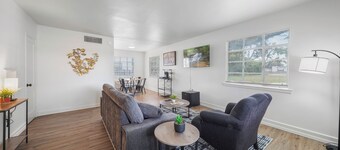 Prime 2BR – Midway Between LSU & Downtown BR!