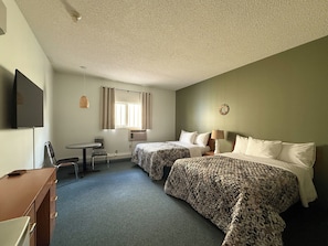 Desk, laptop workspace, iron/ironing board, free WiFi