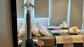 1 chambre, fer et planche Ă  repasser, accĂšs Internet, draps fournis