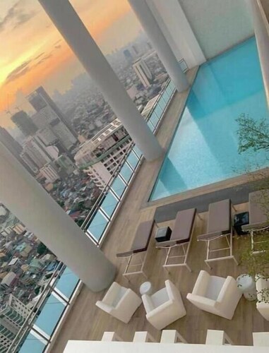 Rockwell Side at Acqua Private