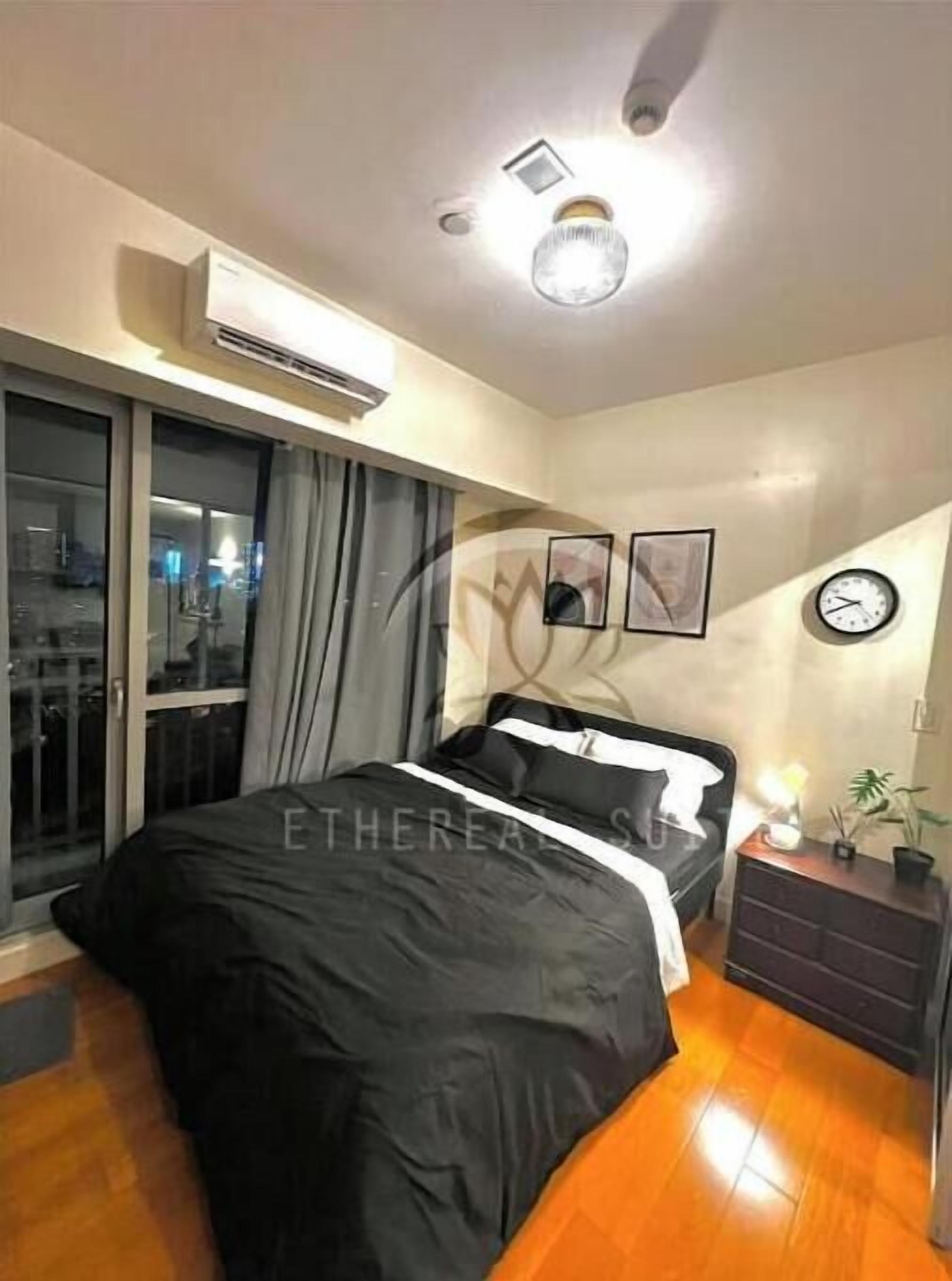 1 bedroom, iron/ironing board, internet, bed sheets