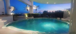 Pool - Aveline Suites, Balcony-gym-pool-Aqua, Philippines (Makati City)