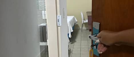 Basic Double Room, Pool View | Room amenity