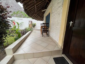 Room, 4 Bedrooms, Accessible, Smoking | Outdoor dining