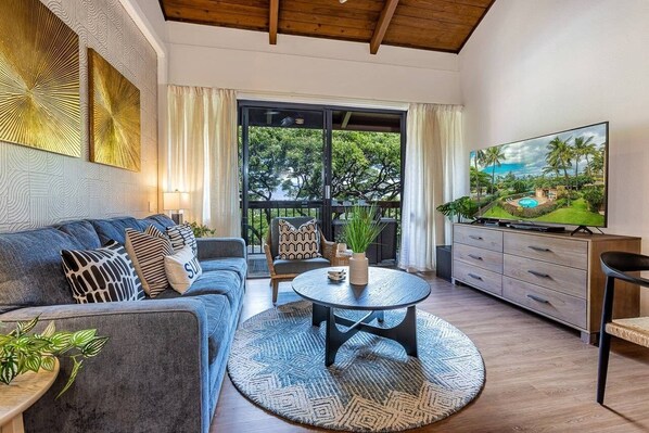 Smart TV, books - New - Saltwater Pool/Pickelball&Tennis/150 Steps to Beach/AC/Hotel Linens (Kihei)