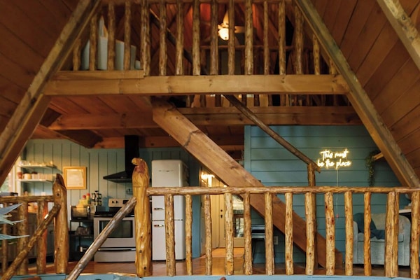 Televisor i llar de foc