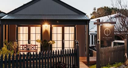 the tiny burrow ~ magical fleurieu escape