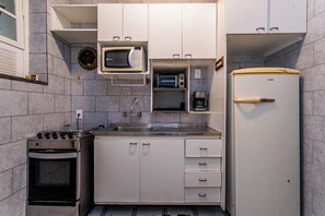 Basic Apartment | Dapur peribadi