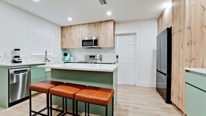 Microwave, oven, stovetop, dishwasher