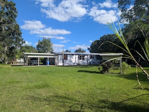 Extérieur