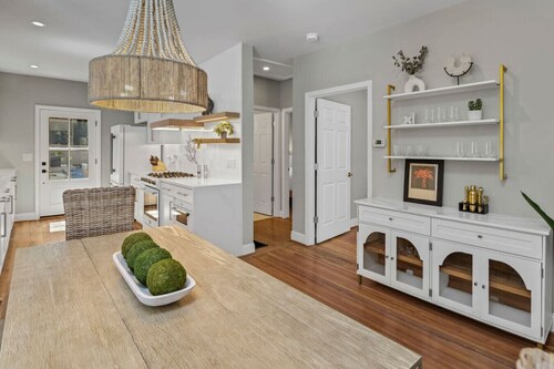 The Sabal | 3BR/3BA w/ Hot Tub & Fire Pit