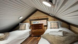 2 室のベッドルーム、WiFi、ベッドシーツ