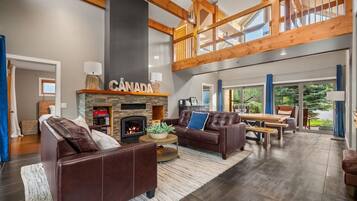 TV, fireplace, stereo