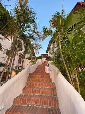 Exterior - Pelican Eyes Hotel and Resort  (San Juan del Sur)
