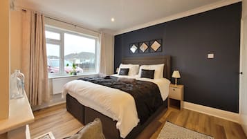 2 chambres, fer et planche Ă repasser, Wi-Fi, draps fournis