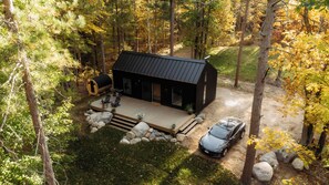 Exterior - Modern Cabin in Forrest with Cedar Barrel Sauna (Hackensack)