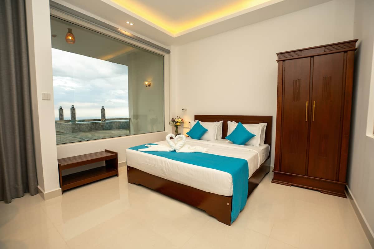 Deluxe Double Room, Balcony, Hill View | Desk, laptop workspace, free WiFi