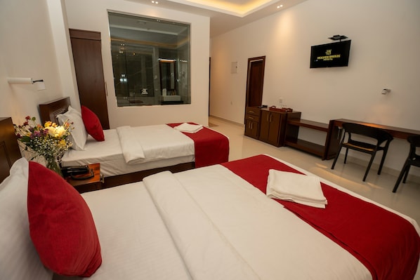 Deluxe Twin Room, Balcony, Mountain View | Desk, laptop workspace, free WiFi