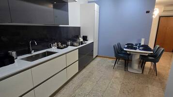 Four, plaque de cuisson, lave-vaisselle