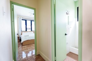 2 chambres, fer et planche à repasser, Wi-Fi, literie fournie