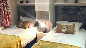 2 chambres, fer et planche Ă repasser, accĂšs Internet, draps fournis