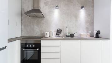 MikrovÄgsugn, ugn, spishÀll och diskmaskin