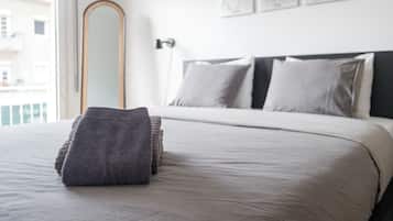 2 chambres, fer et planche à repasser, Wi-Fi, draps fournis