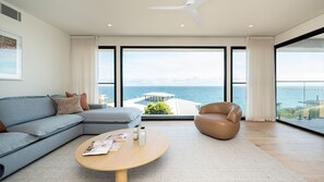 Smart TV, offices