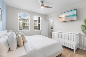 Iron/ironing board, Internet, bed sheets