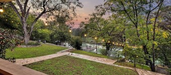 Lakefront Near Schlitterbahn and New Braunfels