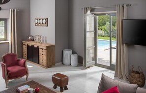 Smart TV, fireplace, foosball - Beautiful home in Visnjan with private swimming pool, can be inside or outside (Visnjan)