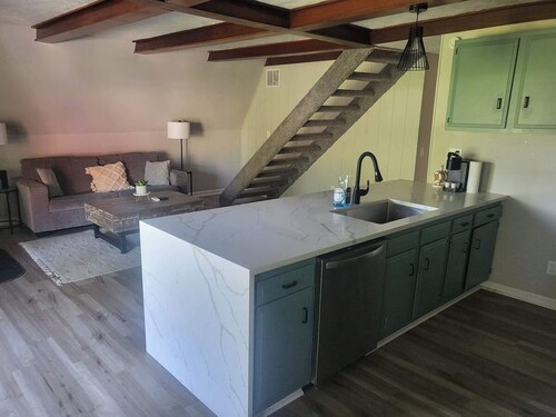 Modern A-frame 3BR Lake Escape with Hot Tub & Deck