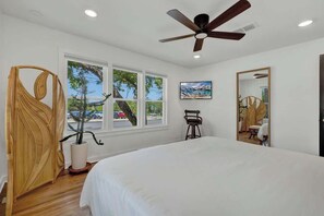 3 bedrooms, iron/ironing board, travel crib, WiFi