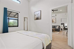 2 dormitorios, tabla de planchar con plancha, wifi y ropa de cama