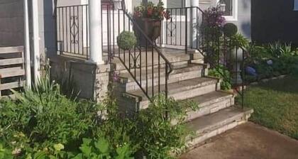 Gray Goose - Close to Falls & Casino