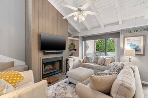 TV, fireplace, offices