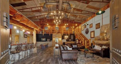 Pool+Hot-Tub, Pickleball-Whiskey & Wine Room