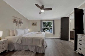 3 habitaciones, tabla de planchar con plancha, wifi y ropa de cama 
