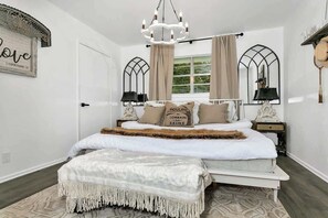 3 bedrooms, iron/ironing board, travel crib, WiFi