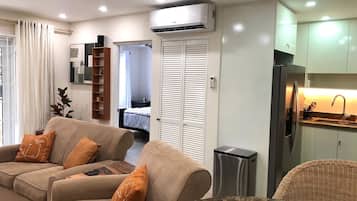 Smart-TV, Stereoanlage, Computerbildschirme, Drucker