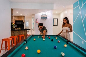 Games room - Relax Gateway• Near IMG•  Private Pool and Beach (Bradenton)